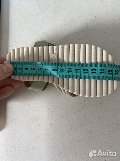 Сандали для девочки