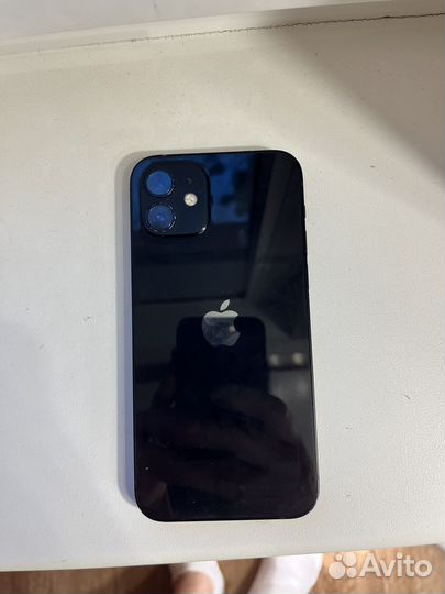 iPhone 12, 64 ГБ