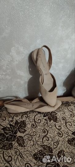 Босоножки женские 39 размер