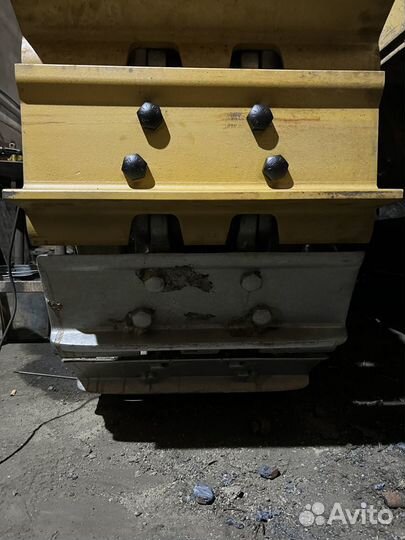 Башмак (трак) бульдозера, металл для усиления ковш