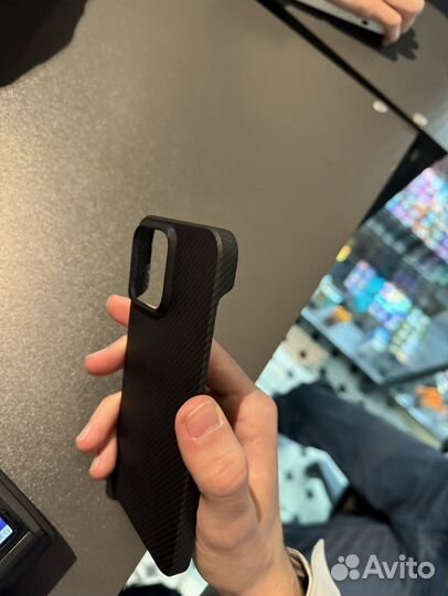 Pitaka iPhone 15 pro max