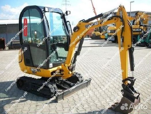 Стекло для мини-экскаватора Jcb 8018 cts с гаранти