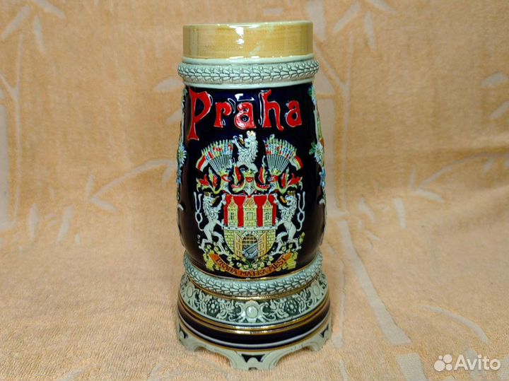 Пивная коллекционная кружка Praha