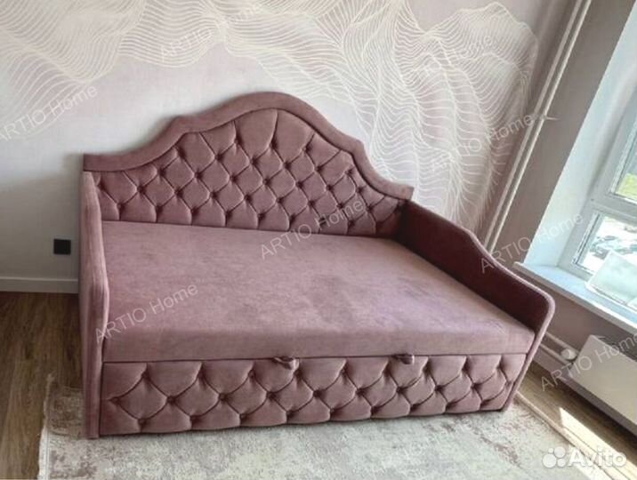 Детская кровать с ящиками