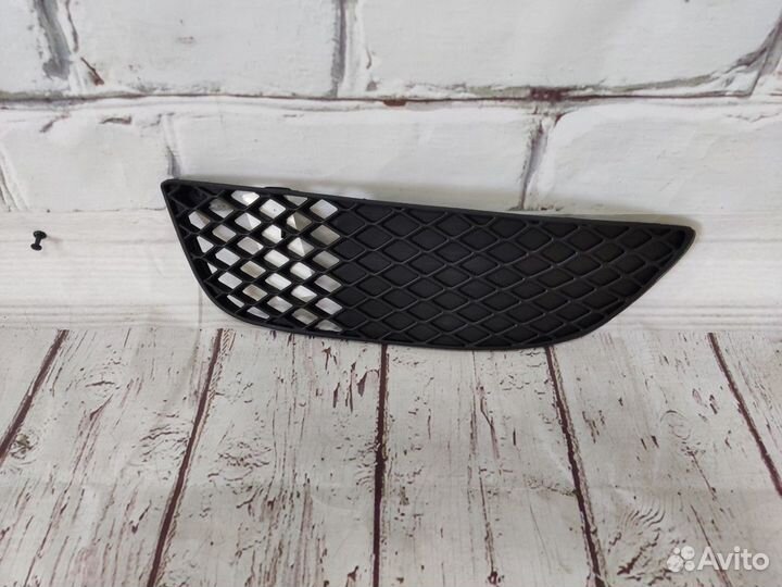 Новая заглушка птф левой Lancer 10 2007