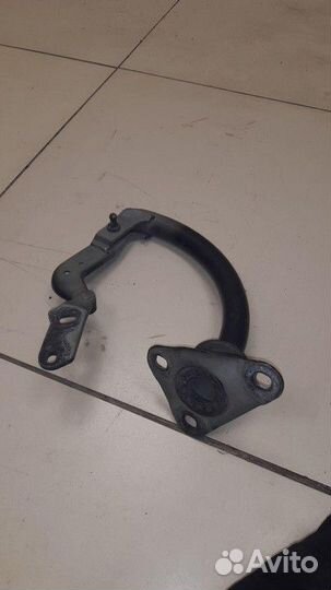 Петля крышки багажника BMW 7