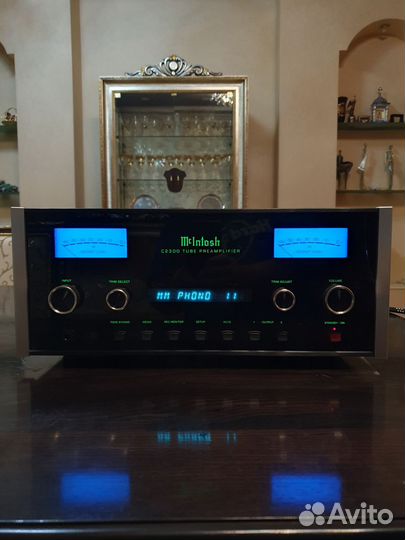 Mcintosh C2300 Ламповый предварительный усилитель