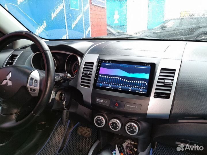 Магнитола Mitsubishi Outlander XL, есть Teyes