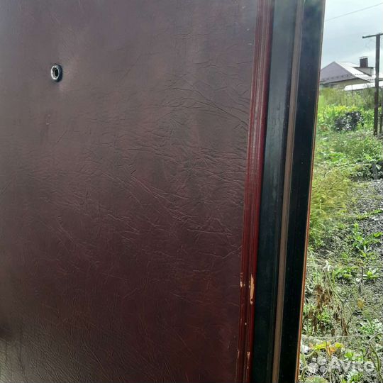 Дверь металлическая