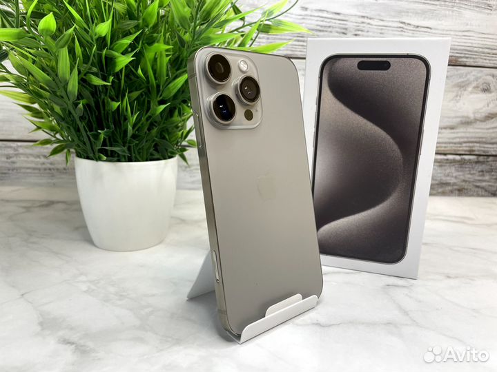 iPhone Xr в корпусе 15 pro + чехол и стекло