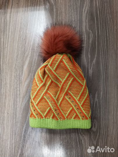 Вязаная шапка зимняя