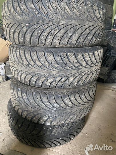 Sava Eskimo Stud 205/55 R16
