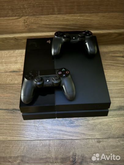 Sony playstation 4+32игр+2геймпада