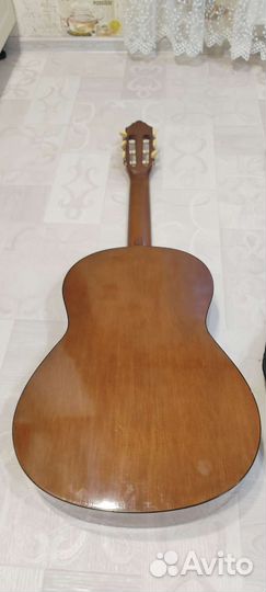 Классическая гитара Yamaha c 40