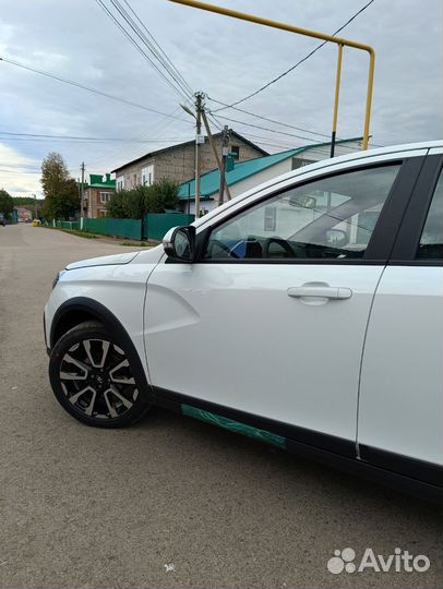 LADA Vesta Cross, 2023