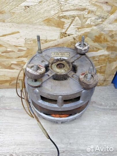 Двигататель стиральной машины