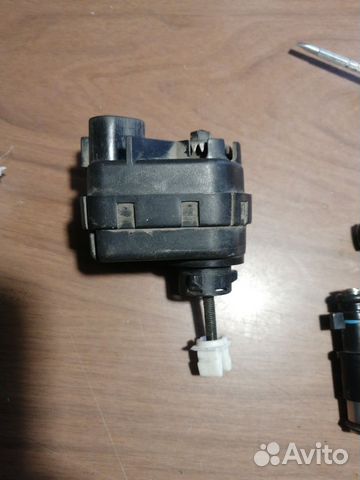 Работает корректор фар акцент. Кнопка корректора фар акцент тагаз. Работает корректор фар акцент. Работает корректор фар акцент. Механический корректор фар акцент тагаз.