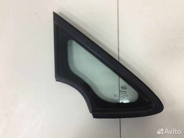 Стекло кузовное глухое правое Kia Ceed JD 2012-201