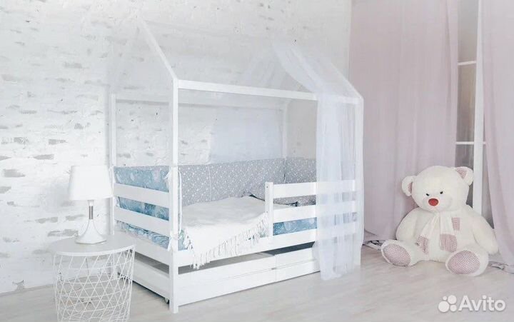 Кровать Домик из Березы