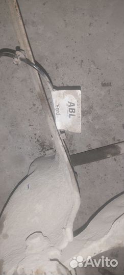 Кулак задний левый всборе ford focus 2