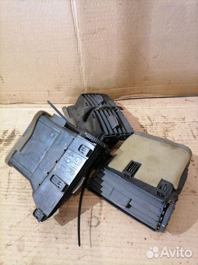 Воздуховод отопителя Mazda 6