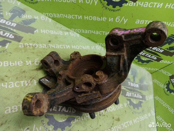 Ступица цапфа кулак передняя правая Kia Ceed JD