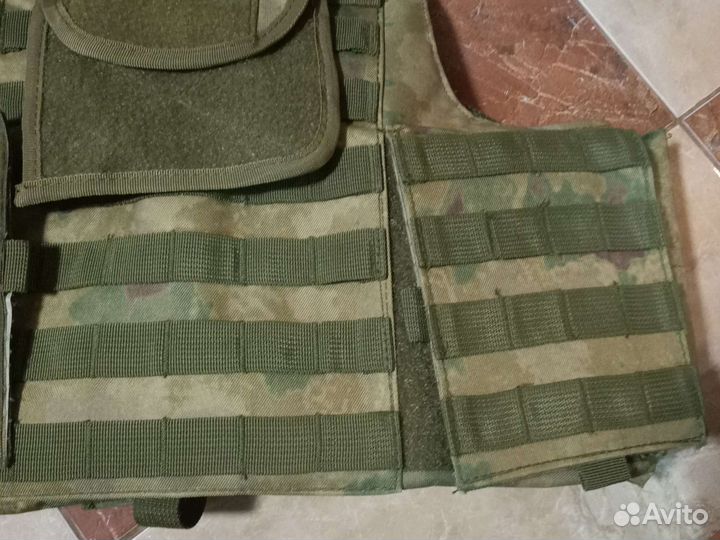 Разгрузочный жилет армейский