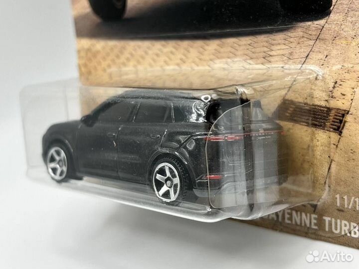 Matchbox Porsche Cayenne Turbo (Чёрный)