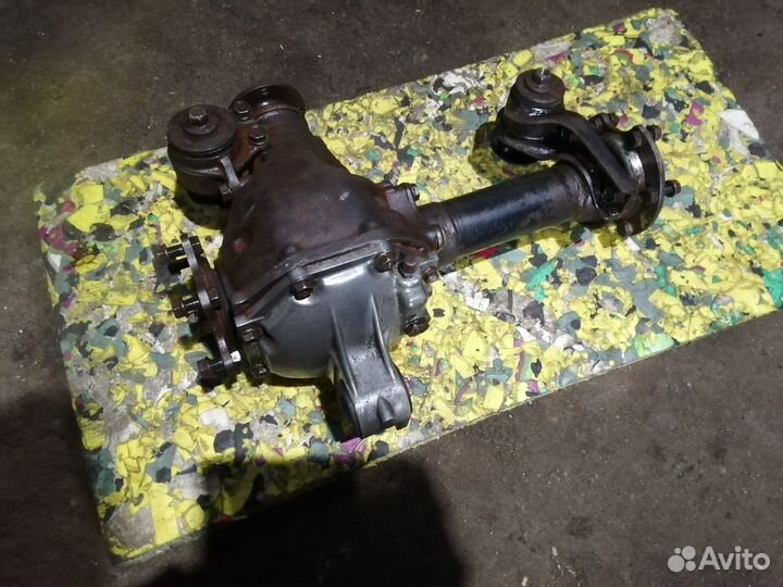 Редуктор передний Toyota Hilux Surf 130 кузов