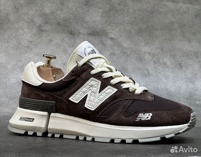 Кроссовки New Balance 1300