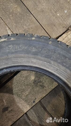 Nokian Tyres Hakkapeliitta 7 215/65 R16