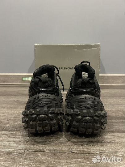 Balenciaga Defender Black