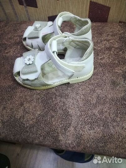 Босоножки для девочки