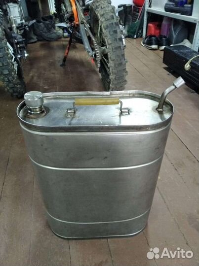 Канистры из нержавеющей стали для хранения спирта