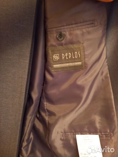 Костюм новый