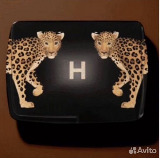 Hourglass палетка 2023 Леопард