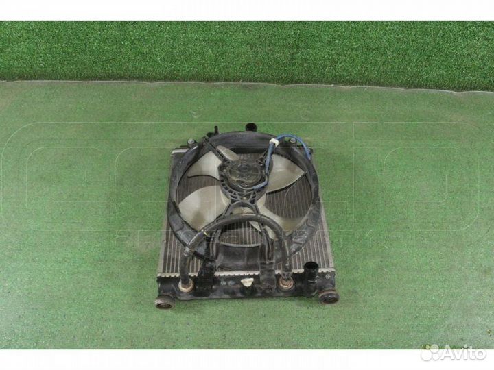 Радиатор охлаждения двигателя Honda Domani MB3