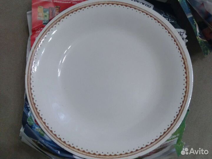 Тарелки, кружки для дома, дачи цена за все