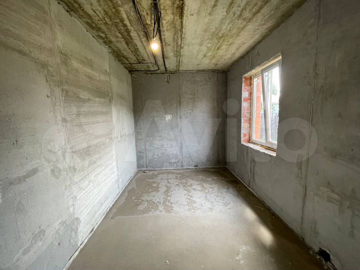 Дом 90 м² на участке 5 сот.