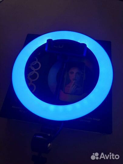 Кольцевая лампа цветная