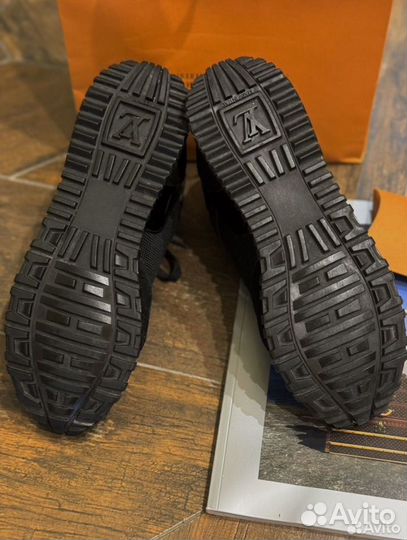 Louis vuitton женские кроссовки