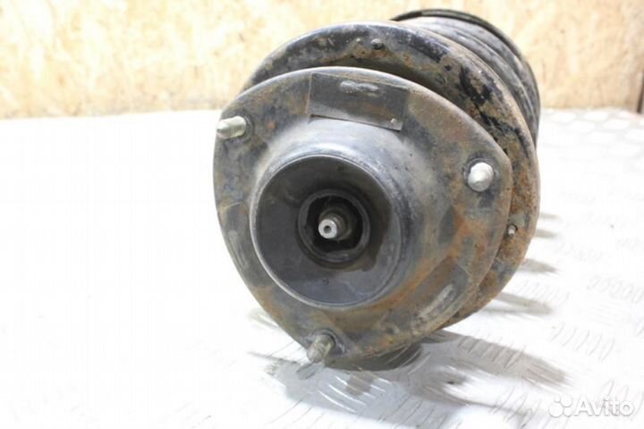 Опора переднего амортизатора Mitsubishi Galant 199