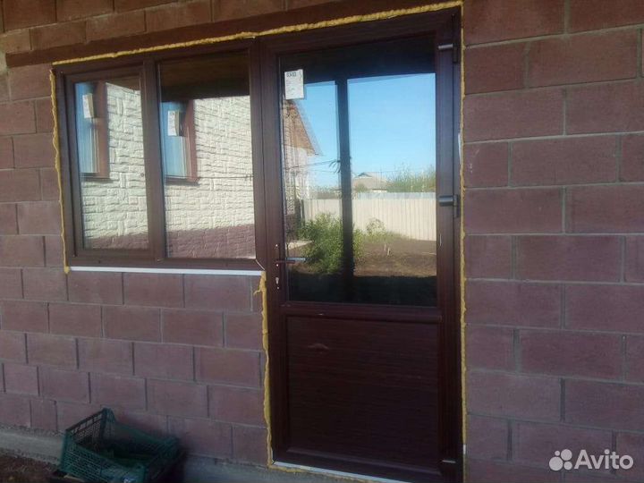 Дверь пластиковая