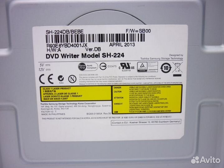 Dvdr/RW привод SATA tsst SH-224DB