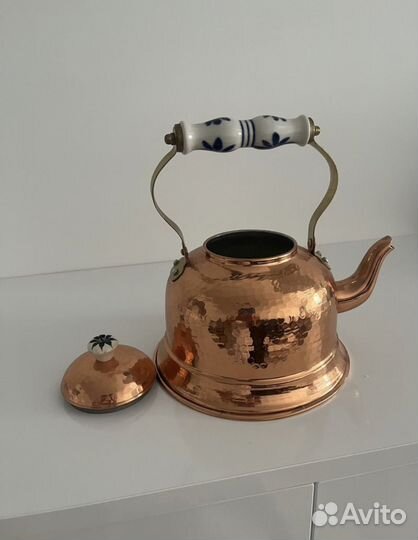 Винтажный медный чайник