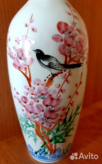 Ваза, китайский фарфор.