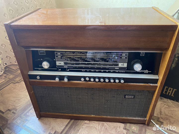 Радиола ригонда 102