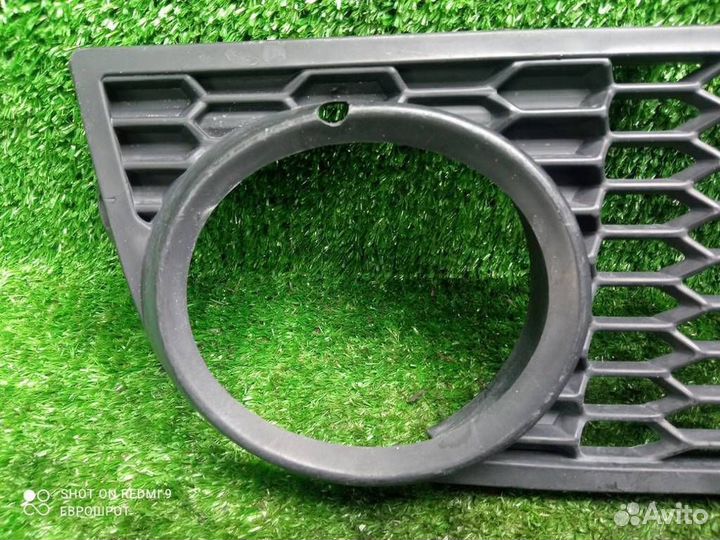Решетка в бампер левая BMW 5-серия F10/F11 2009