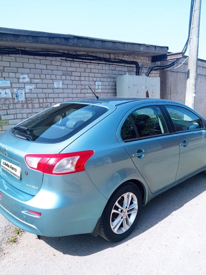 Mitsubishi Lancer: фото владельца