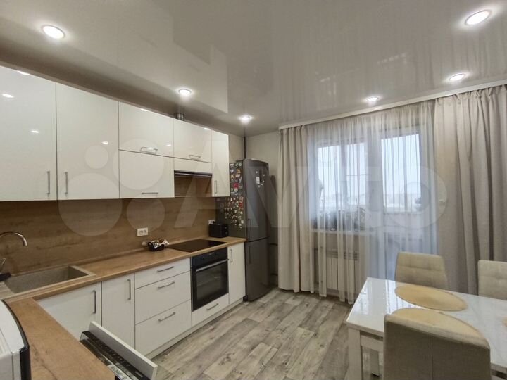 2-к. квартира, 74 м², 12/12 эт.